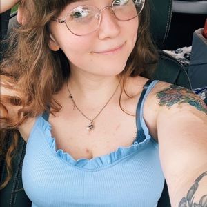 Meet your Posher, Megan